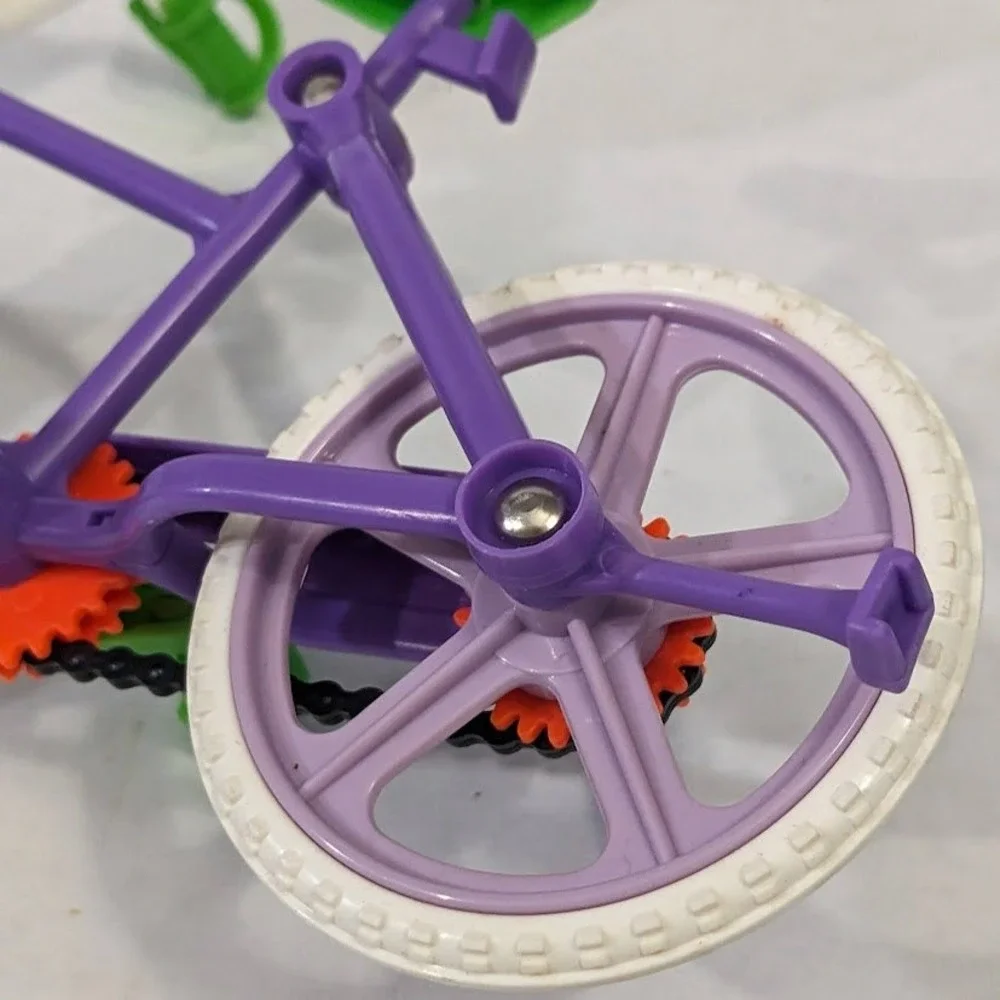 Vintage 1995 Mattel Bicyclin' Whitney Friend of Stacie Working Bike & Pet Kitten